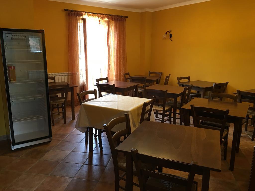 Hotel Il Bucaneve Barrea Exterior foto